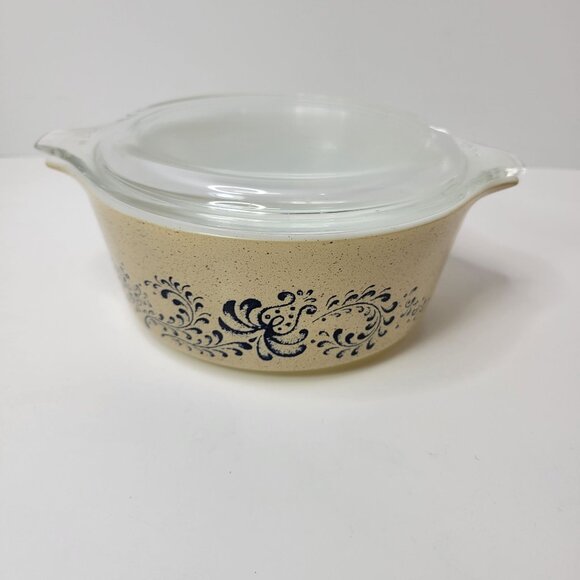 Pyrex Other - Vintage 1970s Pyrex Homestead Casserole Dish Covered Beige Speckled Blue 750ml